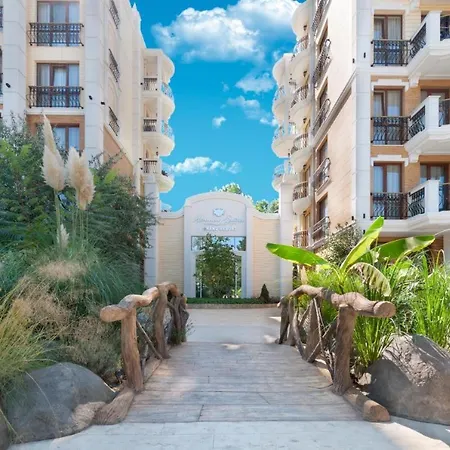 Апарт-отель Stylish Apartment In Harmony Grand Resort Sunny Beach With Pool & Balcony *