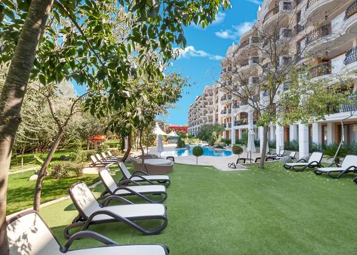 Stylish Apartment In Harmony Grand Resort Sunny Beach With Pool & Balcony 公寓式酒店 *